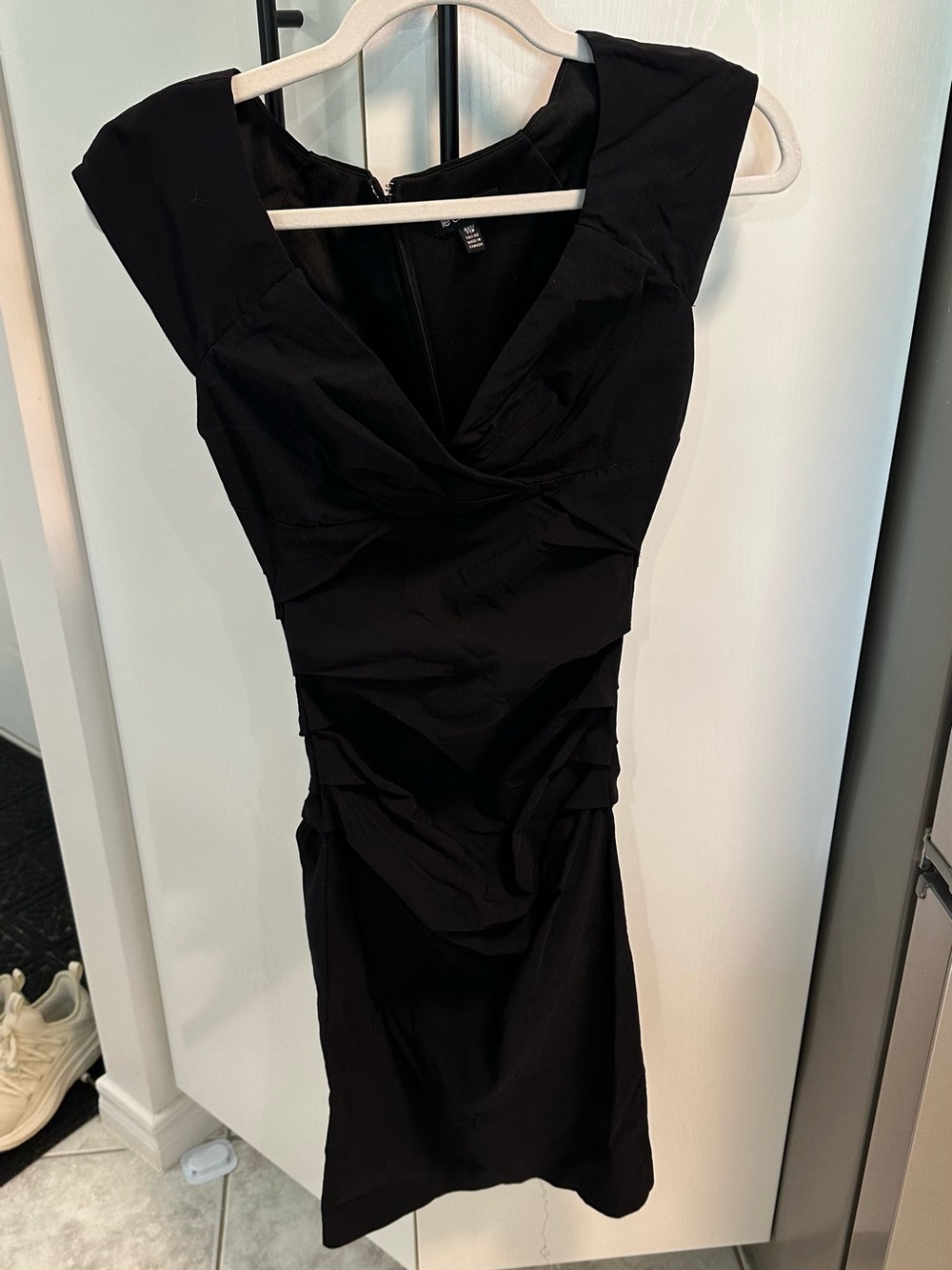 Chateau Black Cap-Sleeve Ruched V-Neck Maxi Dress